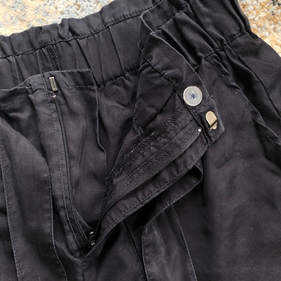 Dex black paper bag fabric shorts - Picture 8 of 13